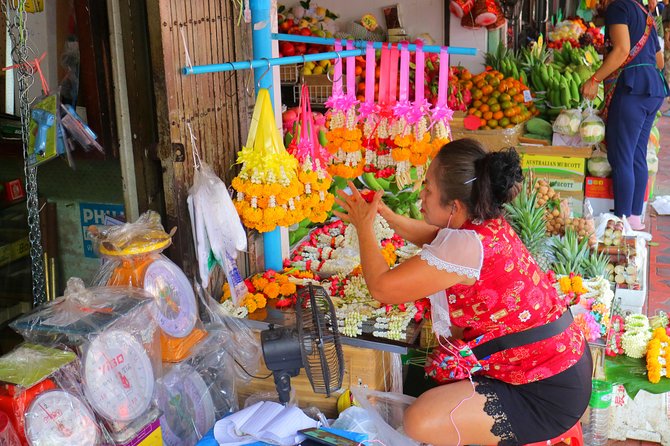 Flower Market & Floral Art: Multilingual Private Tour [EN/others] - Guanyin Shrine and the Portuguese quarter