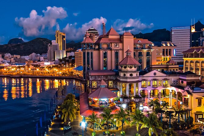 Food Tasting & Market Shopping: Private Guided Tour in PORT LOUIS - The Blue Penny Museum and Mauritius on paper