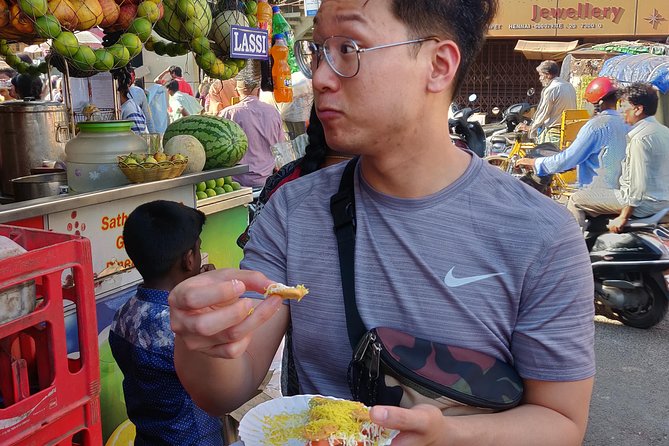 Food Trail Through Sowcarpet Market: A Taste of Chennai - Who Will Enjoy This Most?