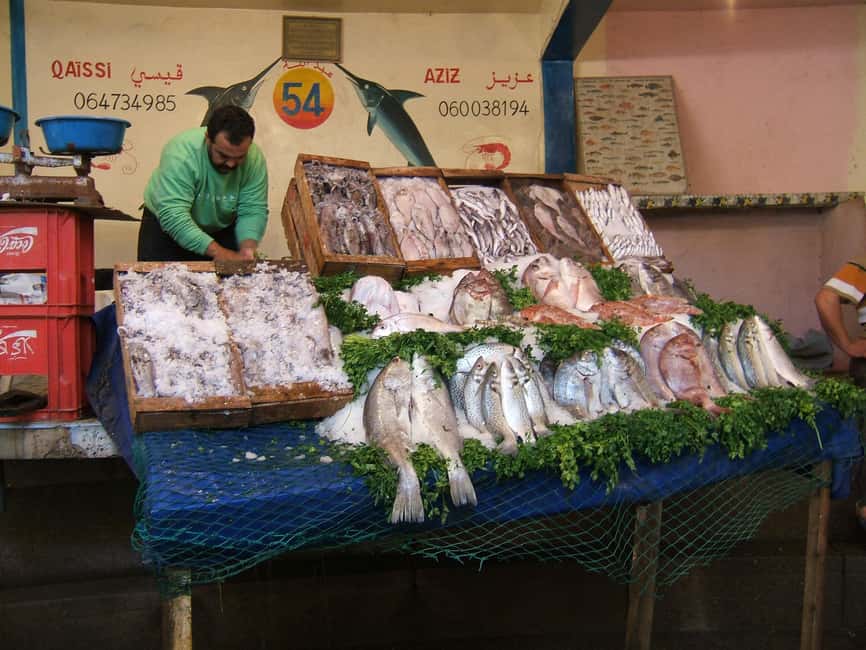 From Agadir or Taghazout: Souk El Had Market Guided Tour - Shopping for spices, produce, pottery, and crafts
