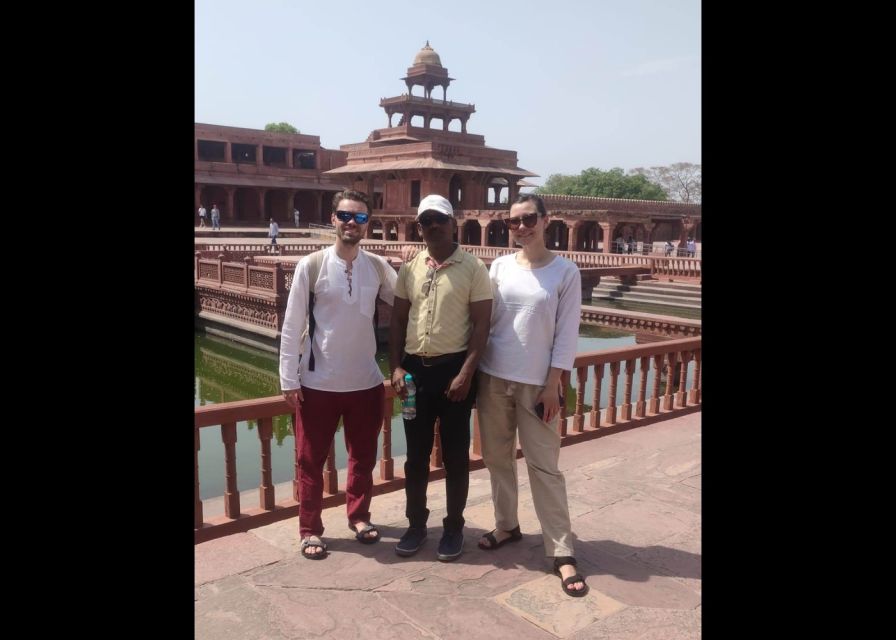 From Agra: Fatehpur Sikri and Market Private Half-Day Tour - Two hours among Fatehpur Sikri’s palace buildings
