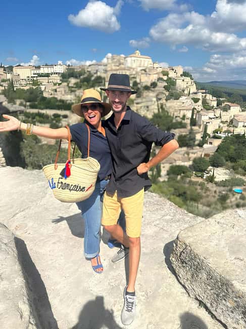 From Avignon: Full Day Luberon Market & Villages - Fontaine de Vaucluse and its clear spring