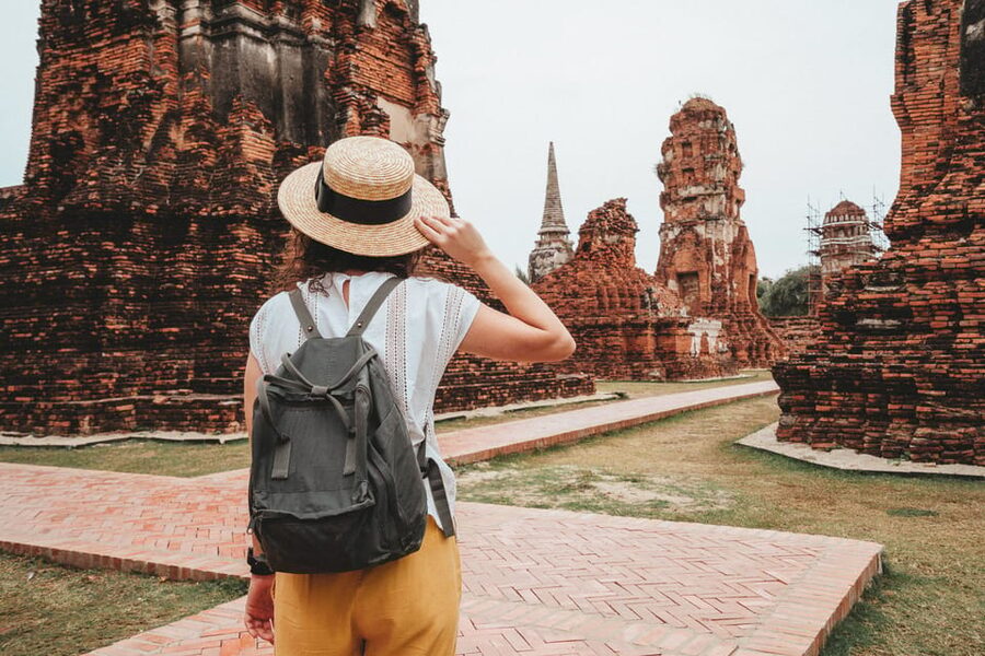 From Bangkok: Ayutthaya & Ayothaya Floating Market Day Trip - Ayothaya Floating Market: Food, Shops, and a Modern Recreation