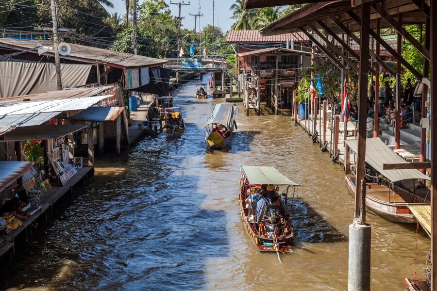 From Bangkok: Damnoen Saduak Floating Market Guided Tour - A narrow canal ride to Damnoen Saduak