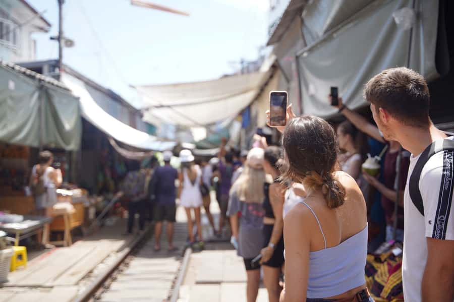 From Bangkok: Floating Market and Ayutthaya Guided Day Tour - Maeklong Railway Market: Thailand’s most unusual shopping lane