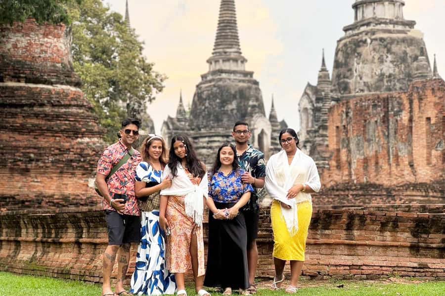 From Bangkok: Floating Market & Ayutthaya Private Day Trip - The long drive to Ayutthaya