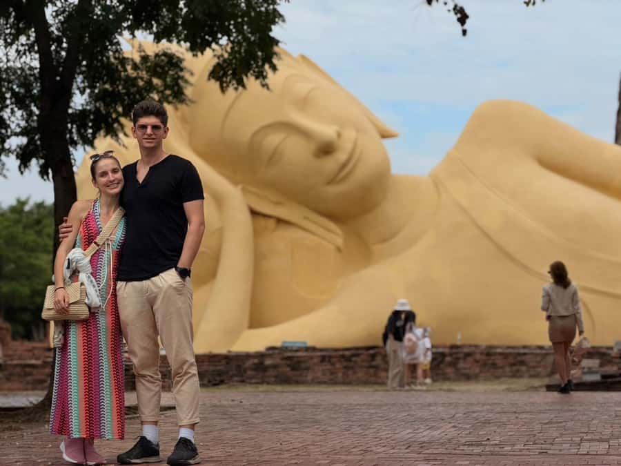 From Bangkok: Floating Market & Ayutthaya Private Day Trip - Wat Maha That and the famous Buddha image