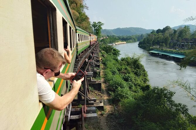 From Bangkok : Floating market, Kanchanaburi, Ayutthaya (3 days) - Guides, drivers, and the private format
