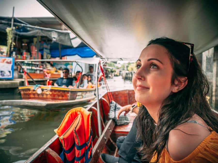 From Bangkok: Maeklong Railway and Floating Market Day Tour - Lunch and the return to Bangkok