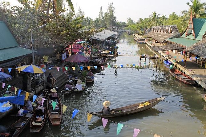 From Bangkok : Thaka Floating Market - Key things to know before you book