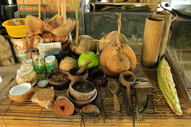 From Bangkok : Thaka Floating Market - At Thaka Floating Market for 90 minutes