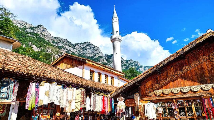 From Durrës: Kruja Half-Day Tour, Old Bazaar & Holy Mountain - Lunch with Albanian dishes and castle views