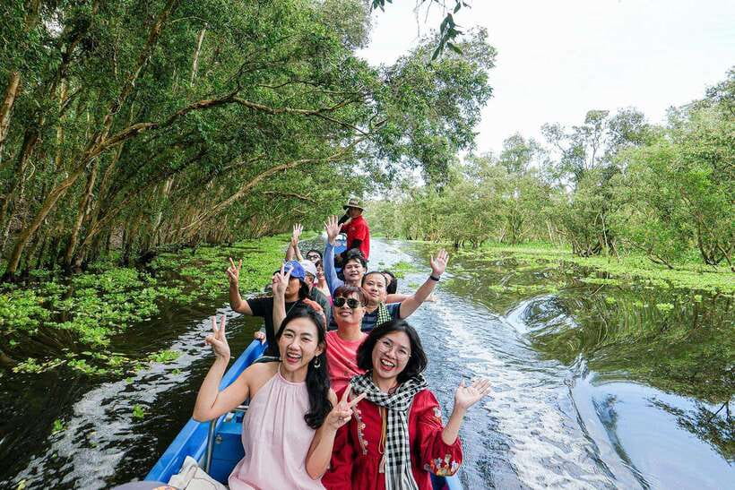 From HCM: Tour 2 day Mekong Can Tho Cai Rang Floating Market - Cai Rang Floating Market before the crowds build