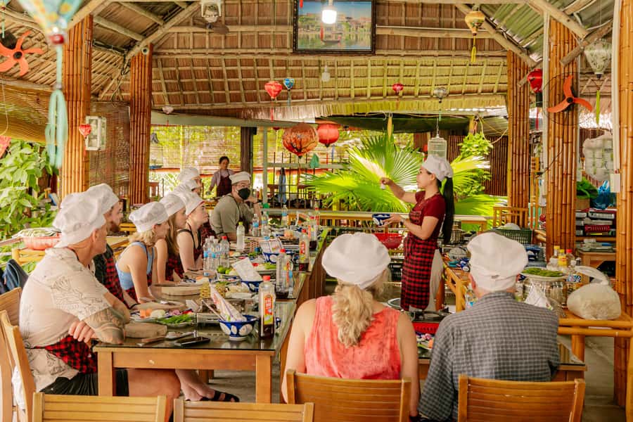 From Hoi An: Market Tour, Basket Boat Ride and Cooking Class - Dietary needs and cooking comfort