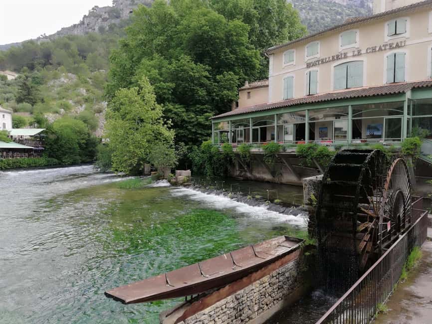 From Marseille: Luberon Market & Villages Full-Day Tour - Fontaine-de-Vaucluse and the changing final stop