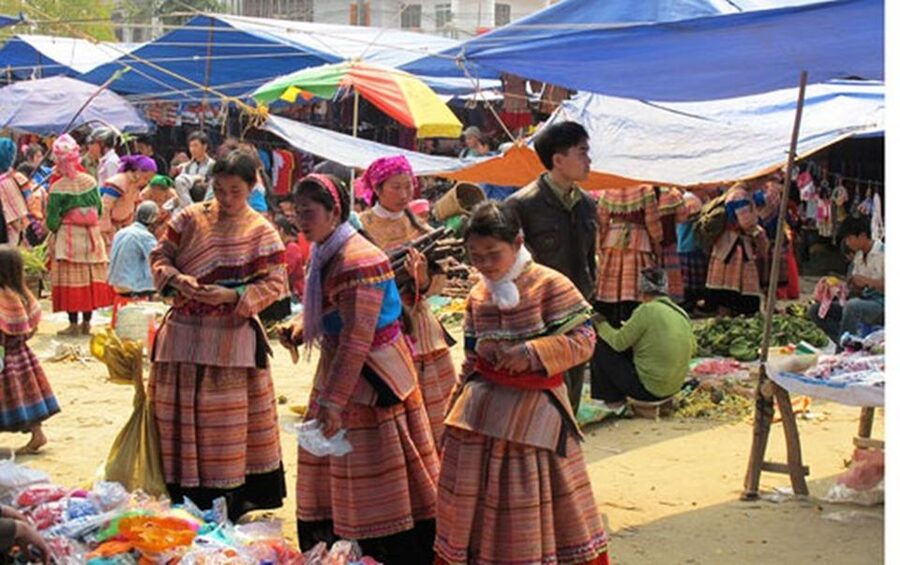 From Sa Pa: Sunday Bac Ha Market Group Tour - Should you book it?