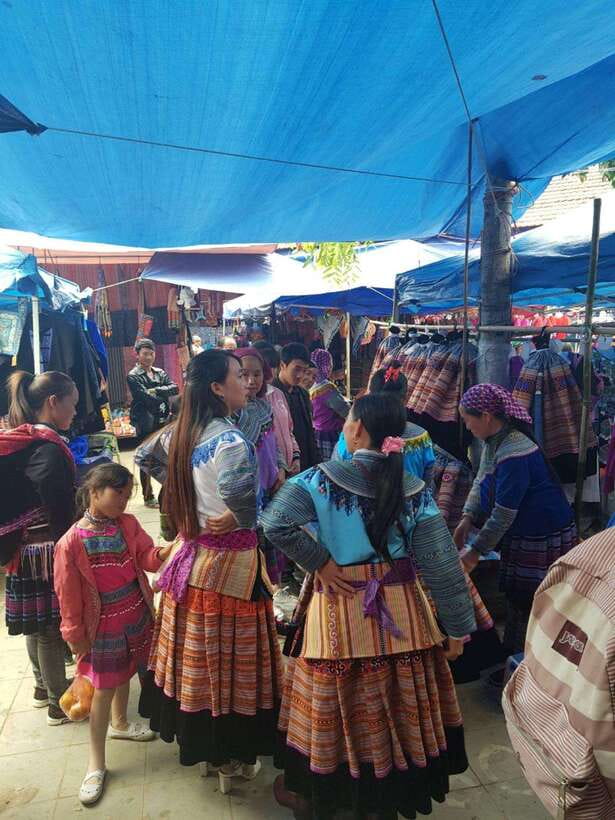 From Sapa: 1D Local Bac Ha Sunday Market Tour - Best seller - What $35 gets you, and what it does not