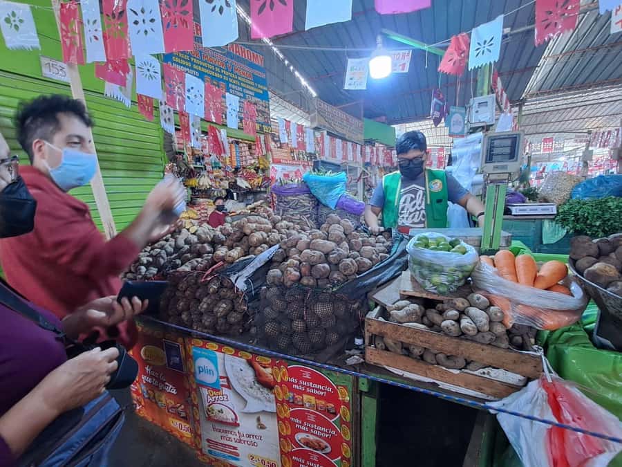 Full Day Lima: Local Market+ CityTour+ Barranco & Miraflores - A useful six-hour introduction to Lima