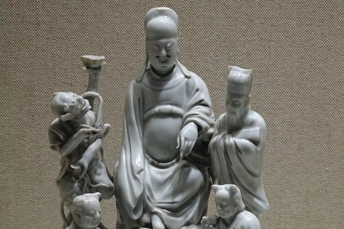 Full-Day Private Tour Panjiayuan Antique Market and Beijing Capital Museum - Beijing Capital Museum: two hours with a Beijing focus