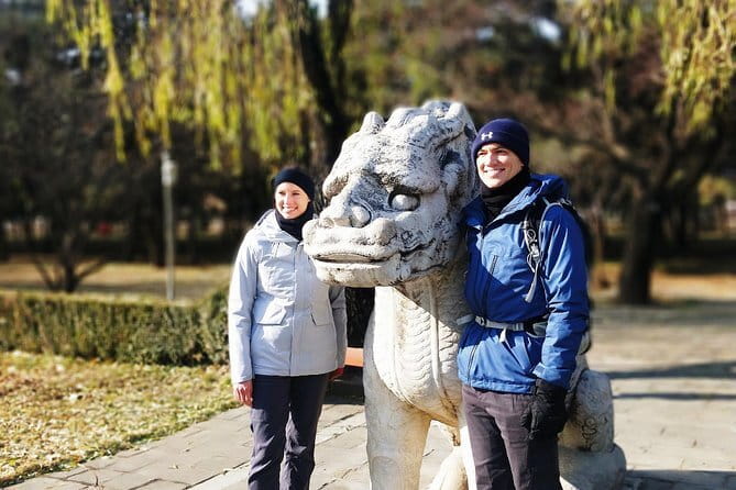Full-Day Private Tour Panjiayuan Antique Market and Beijing Capital Museum - Booking details that matter