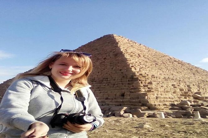 Full-Day Private Tour to the Giza Pyramids, Sphinx, Citadel and Khan El Khalili Bazaar - What this Cairo day covers