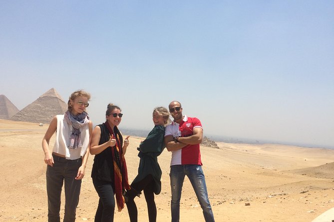 Full Day Tour Giza Pyramids, Sphinx, Egyptian Museum and Khan El Khalili Bazaar - Giza Pyramids: three hours among the great monuments