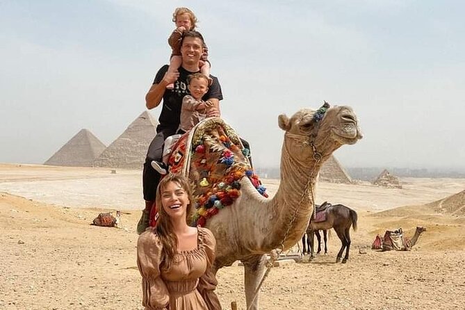 FULL Day Tour Pyramids of Giza , THE Egyptian MUSEUM And Khan El Khalili Market - Key points at a glance
