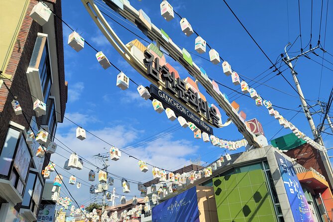 Gamcheon Culture Village, Jagalchi fish market story telling Tour - Why this half-day Busan route works