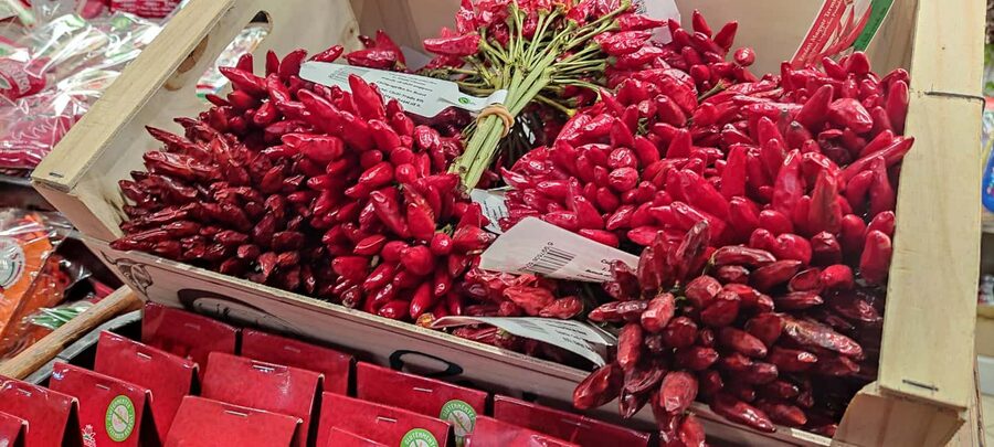 German tour: Central Market Hall of Budapest with tastings - Entering Budapest’s Central Market Hall