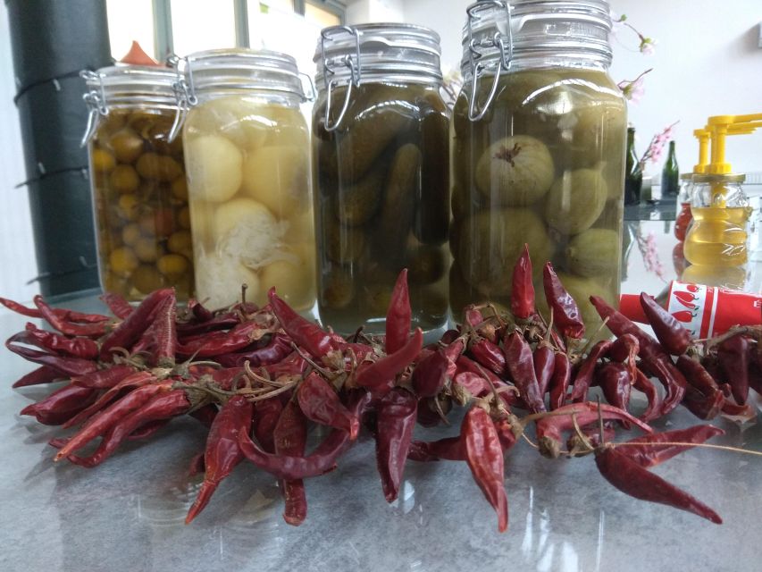 German tour in the Market Hall of Budapest with tastings - Starting at Sóház utca 2