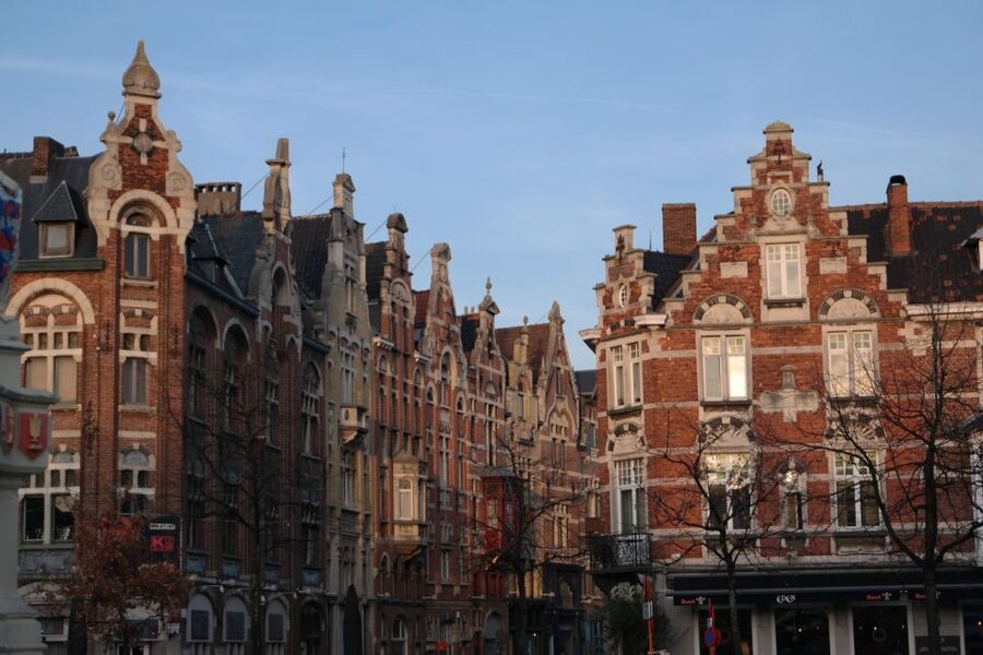 Ghent: Walking Tour from Friday Market to the Cathedral - Starting near St. Jacob’s Church and Woodrow Wilson Square