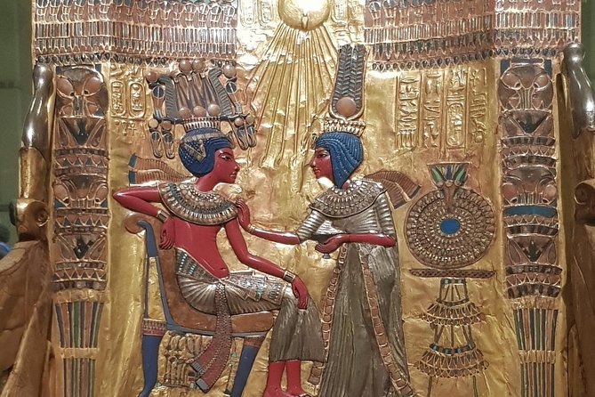 Giza Pyramids, Egyptian Museum and old Bazaar Day Tour - The Egyptian Museum: Pharaohs, Gold, and a Crowded Collection