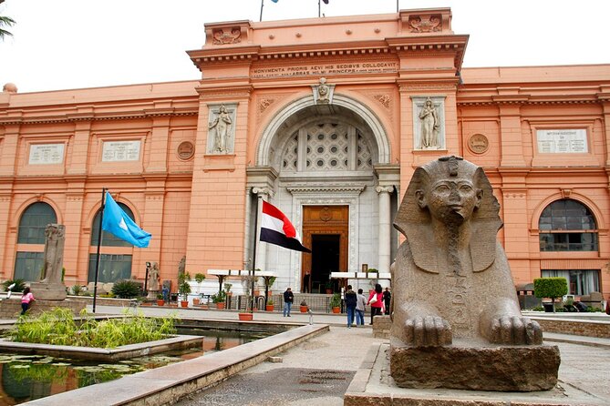 Giza Pyramids Egyptian Museum, Citadel and El-Khan Bazaar Private Guided Tour - Lunch before the museum