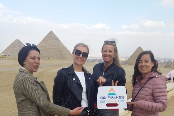 Giza Pyramids Egyptian Museum, Citadel and El-Khan Bazaar Private Guided Tour - Giza Pyramids and Sphinx: the essential first stop