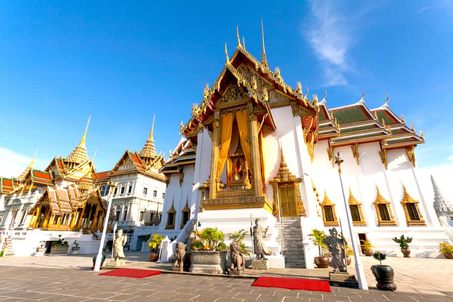 Grand Palace, Damnoen Floating Market & Maeklong Market Tour - Transport, group size, and the true cost of the day