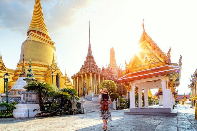 Grand Palace, Damnoen Floating Market & Maeklong Railway Market Tour – Full Day - Entering Wat Phra Kaew and the Grand Palace