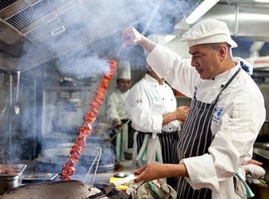 Great London Food Tour: South Bank, 3 Markets & Brick Lane - The guides are a major part of the experience
