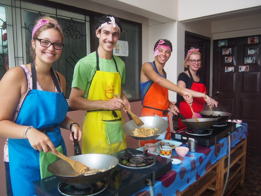 Half-Day Cooking Class with Market Tour - A Chiang Mai cooking class with a personal welcome