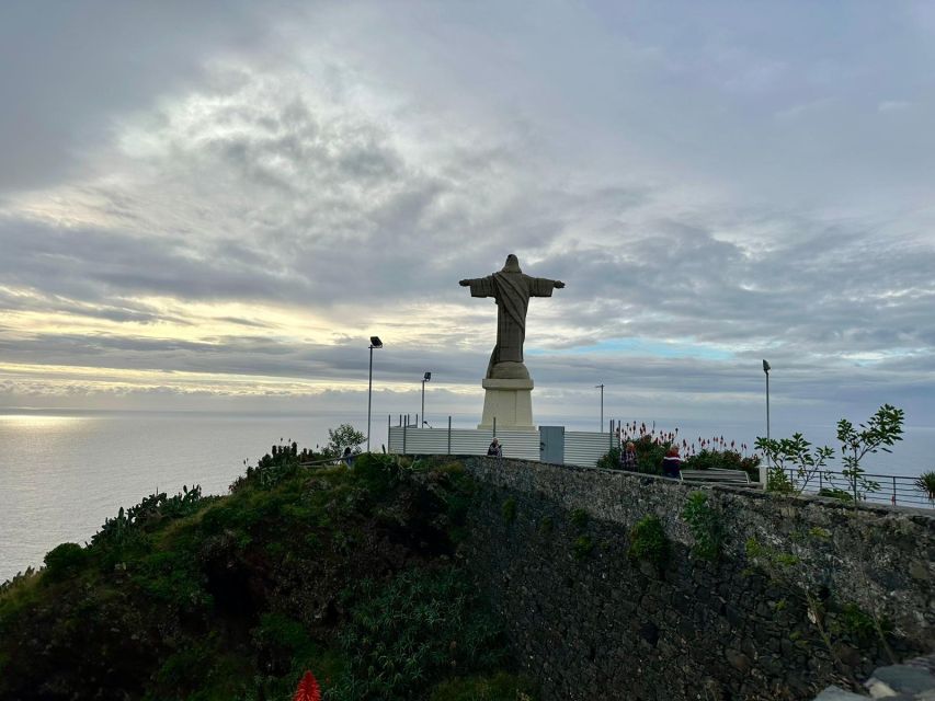 Half-Day Country Market Tour on Madeira Island - Cristo Rei Ends the Trip with a Big View