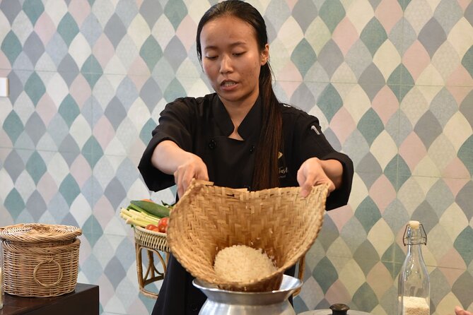 Hands On Thai Cooking Class & Market Tour in Sathon, Bangkok - The mango sticky rice highlight