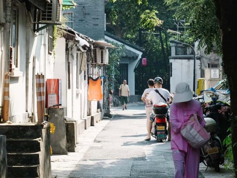 Hangzhou Insider Mini-Hike: TCM, Hill Views and Wet Market - Key details at a glance