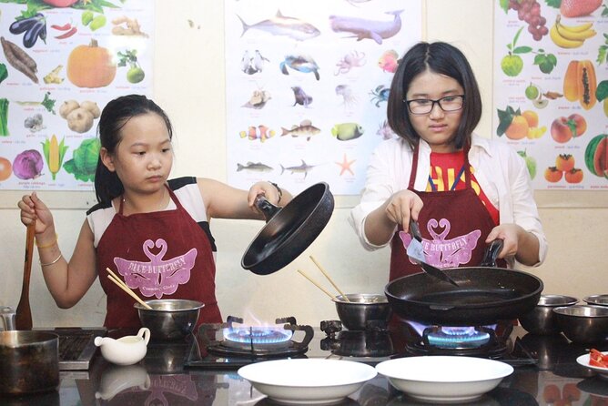 Hanoi Cooking Class and Market Tour in Ancient House - Dietary needs and family suitability