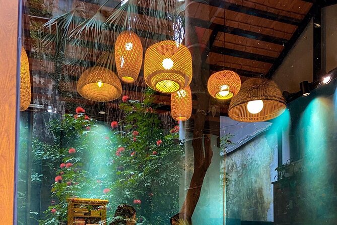 Hanoi: Handcrafted Wood Carving Workshop with Local Artisan - What this experience actually offers