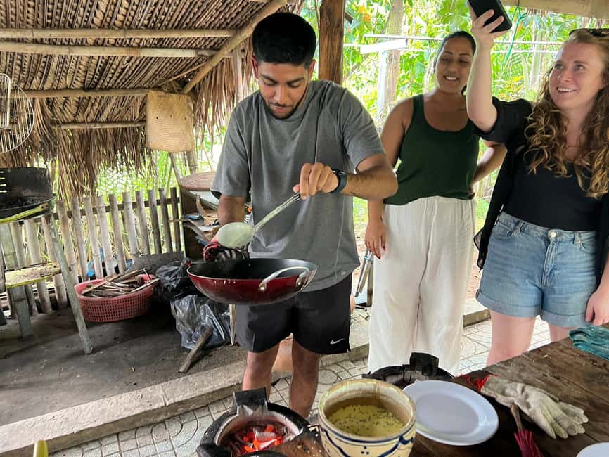 HCMC: Mekong Delta 2-Days My Tho–Ben Tre & Cai Rang Market - Coconut candy and the sales question