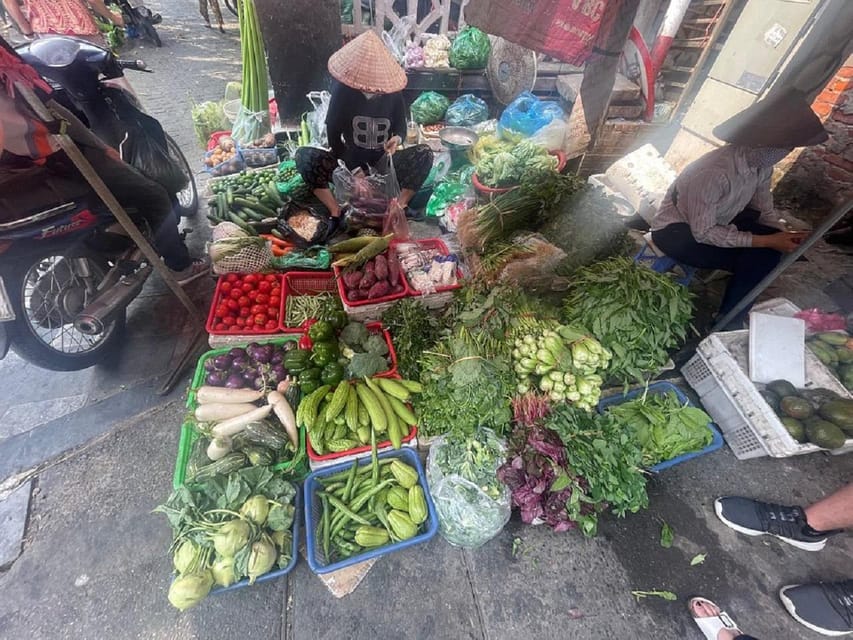 HCMc:Vietnamese Cooking Class with Local market tour & Meal - Choosing three Vietnamese dishes