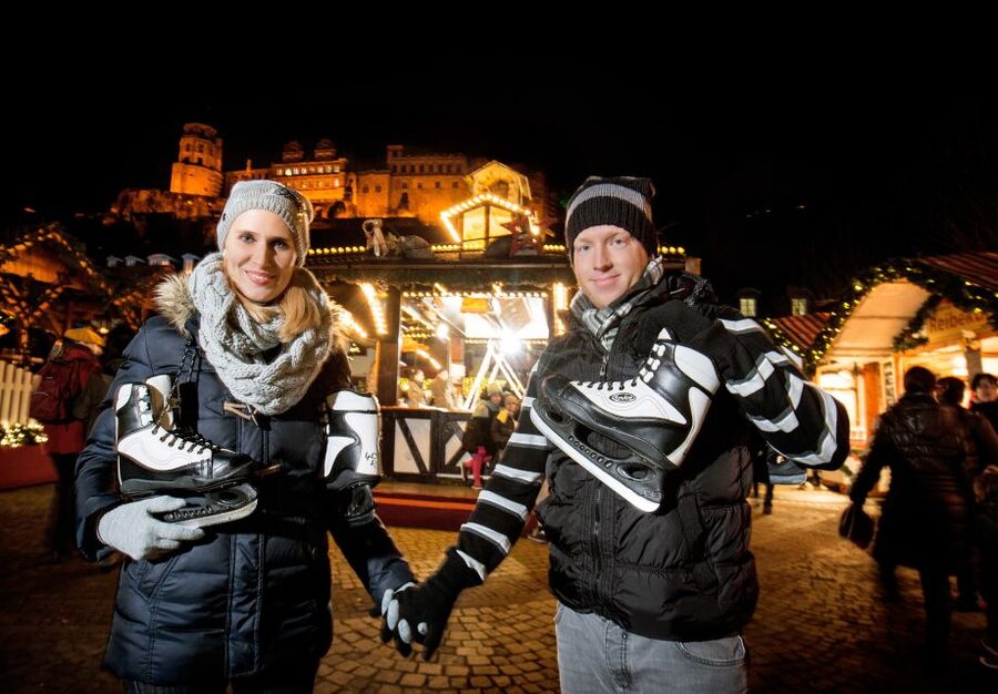 Heidelberg: 1.5-Hour Christmas Market Walking Tour - Following Heidelberg’s market through historic squares