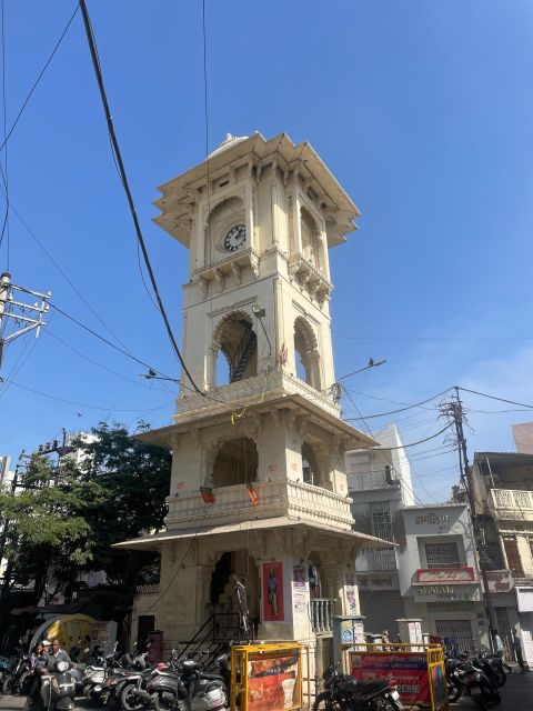 Heritage Walk, Local Markets & Food Tasting - Non Touristy - Masala chai, sweets, and the social side of food