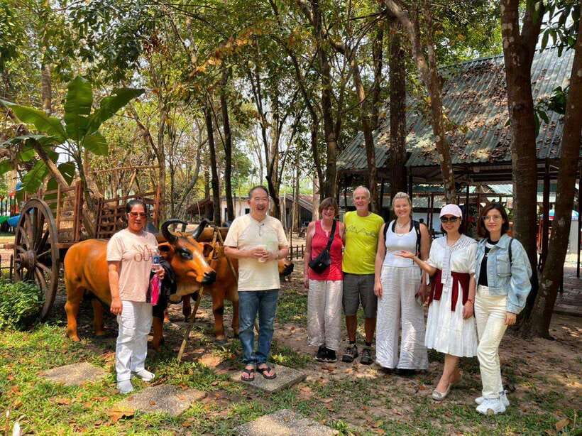 Ho Chi Minh: 1 Day Can Tho Floating Market & Cu Chi Tunnels - Walking through the Cu Chi Tunnels
