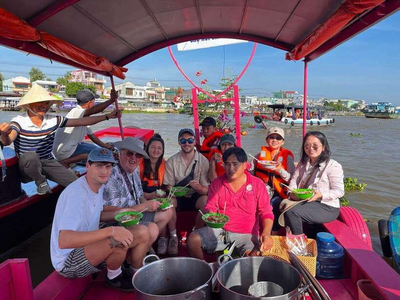 Ho Chi Minh: 1 Day Can Tho Floating Market & Cu Chi Tunnels - What the $90 price really covers
