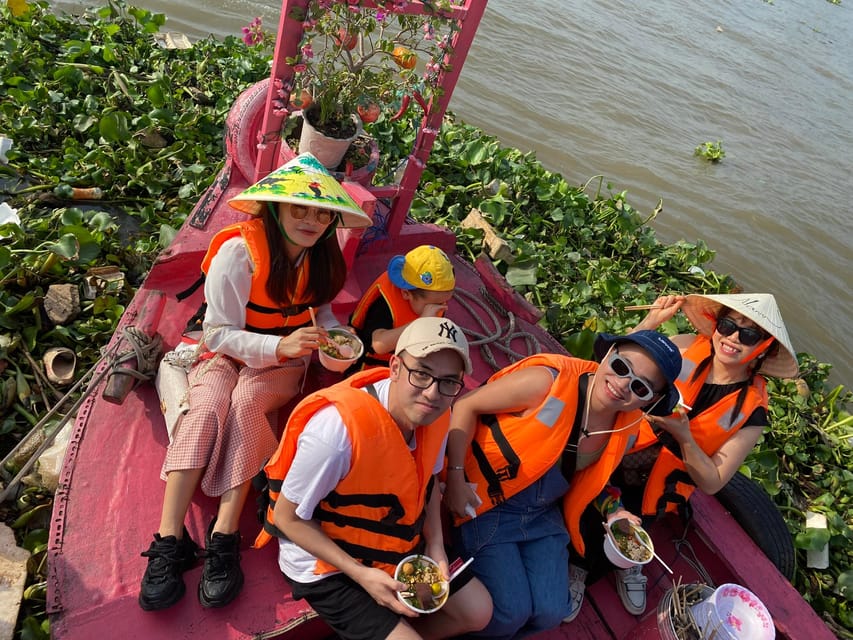 Ho Chi Minh: 1-Day Mekong Delta Tour-Floating Market & Islet - Rice noodles, pineapple, and the working river